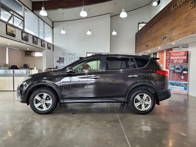 2015 Toyota RAV4 - Thumbnail