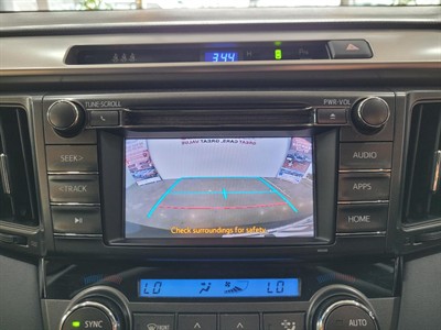 2015 Toyota RAV4 - Thumbnail