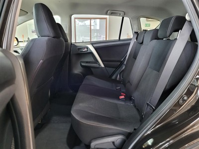 2015 Toyota RAV4 - Thumbnail