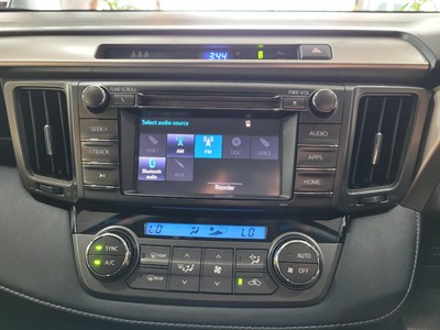 2015 Toyota RAV4 - Thumbnail