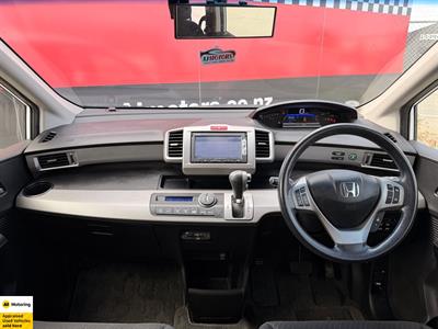 2015 Honda Freed - Thumbnail