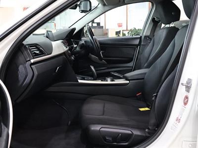 2014 BMW 320i - Thumbnail