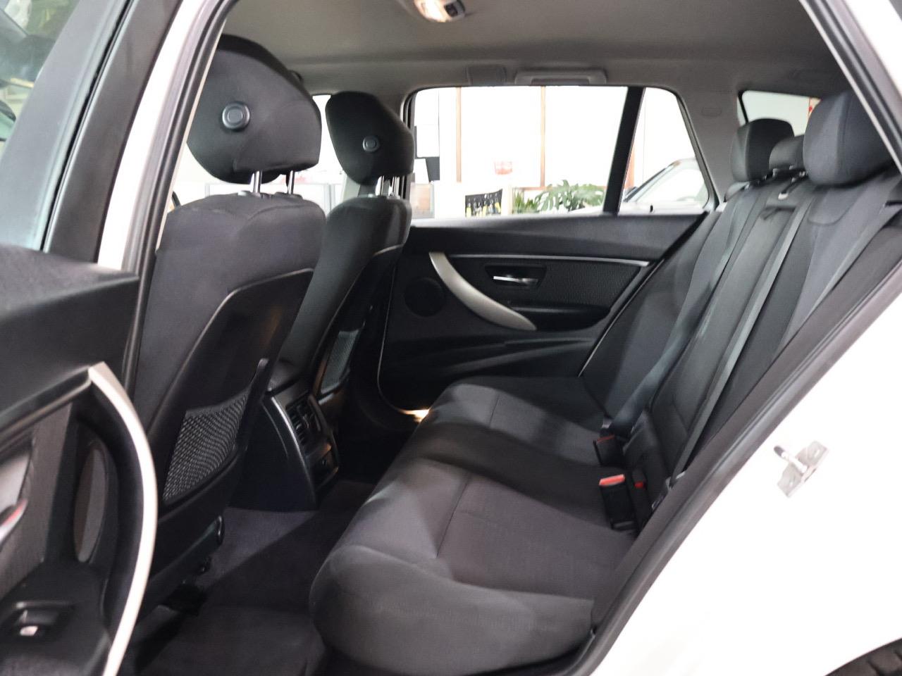 2014 BMW 320i