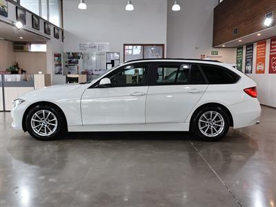 2014 BMW 320i - Thumbnail