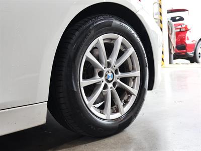 2014 BMW 320i - Thumbnail