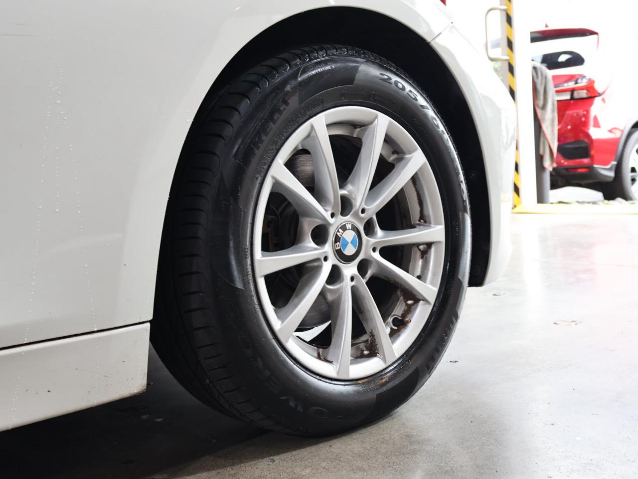 2014 BMW 320i
