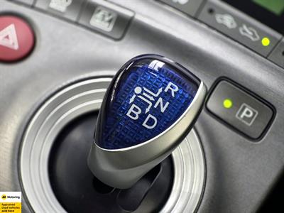 2014 Toyota Prius - Thumbnail