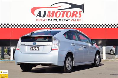 2009 Toyota Prius - Thumbnail