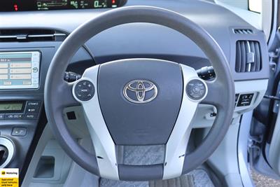 2009 Toyota Prius - Thumbnail