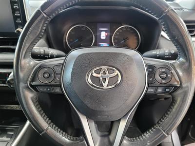 2020 Toyota RAV4 - Thumbnail