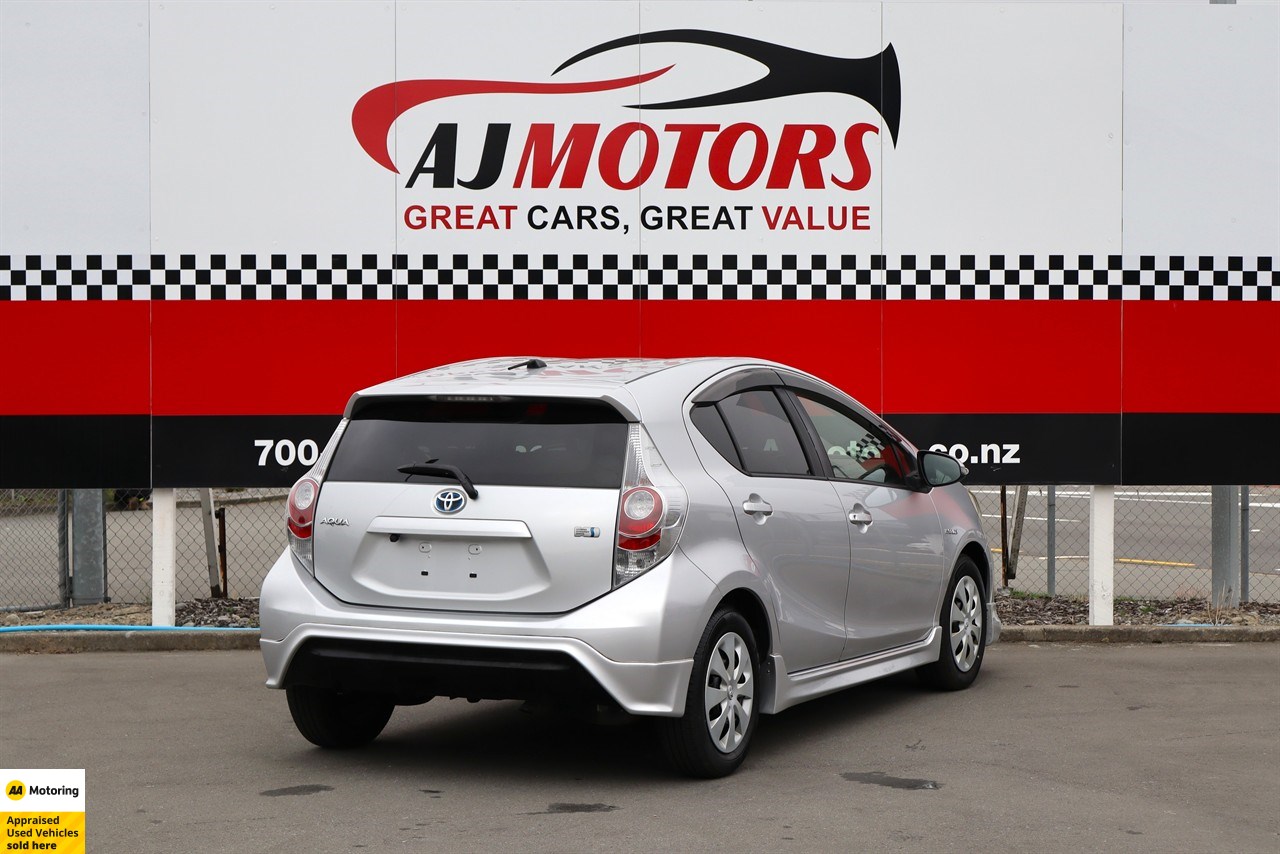 2013 Toyota Aqua