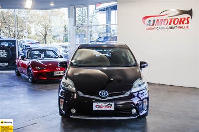 2012 Toyota Prius - Thumbnail