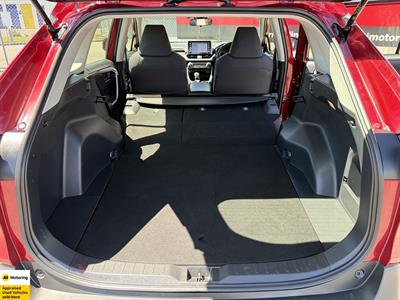 2020 Toyota RAV4 - Thumbnail