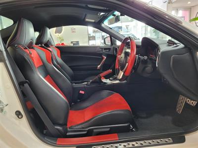 2016 Toyota 86 - Thumbnail