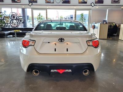 2016 Toyota 86 - Thumbnail