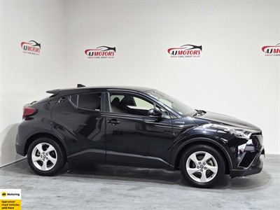 2018 Toyota C-HR - Thumbnail