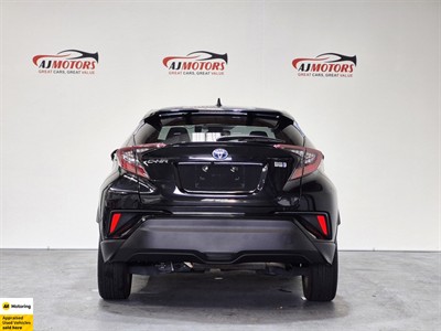 2018 Toyota C-HR - Thumbnail
