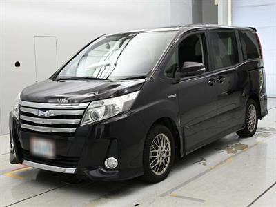 2016 Toyota Noah - Thumbnail