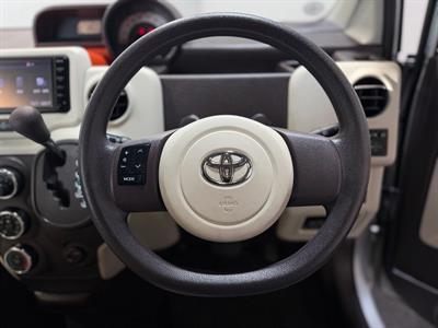 2015 Toyota Porte - Thumbnail