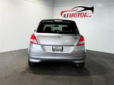 2013 Suzuki Swift - Thumbnail