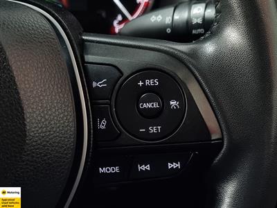 2023 Toyota RAV4 - Thumbnail