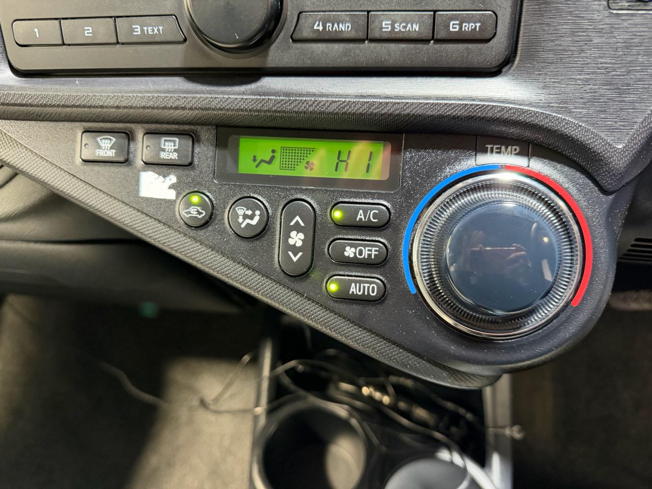 2012 Toyota Aqua