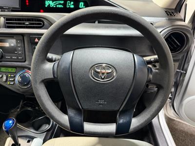 2012 Toyota Aqua - Thumbnail