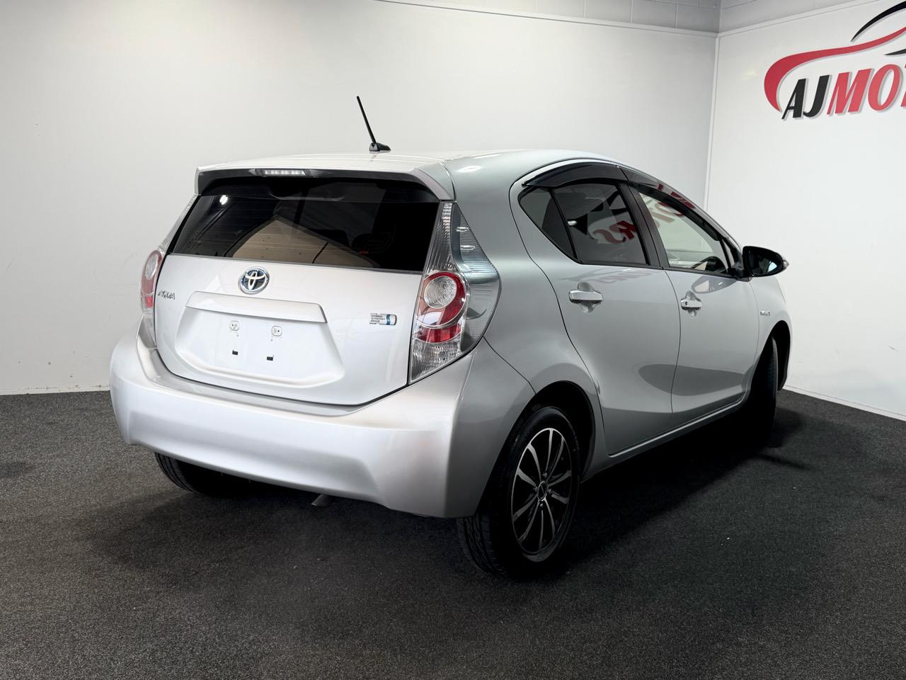 2012 Toyota Aqua