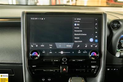 2025 Toyota Alphard - Thumbnail