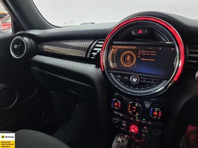 2015 Mini Cooper - Thumbnail