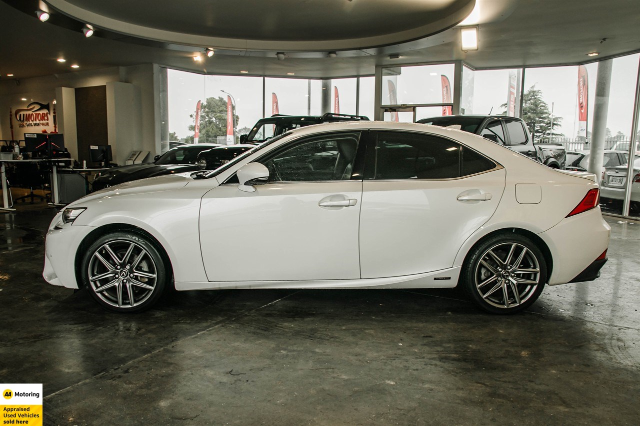 2013 Lexus IS