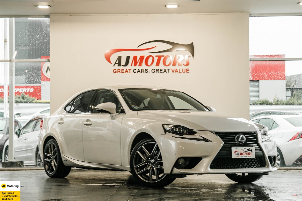 2013 Lexus IS