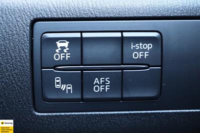 2015 Mazda Axela - Thumbnail