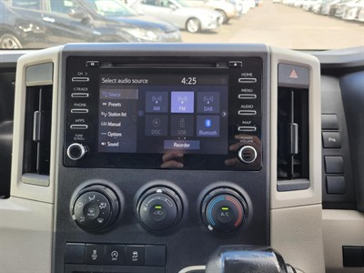 2020 Toyota Hiace - Thumbnail