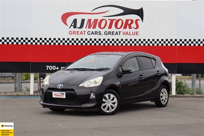 2013 Toyota Aqua - Thumbnail