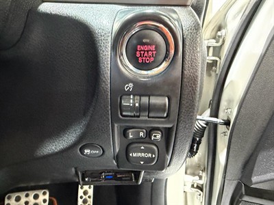 2016 Subaru Exiga - Thumbnail