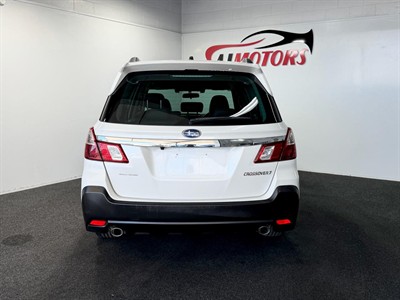 2016 Subaru Exiga - Thumbnail