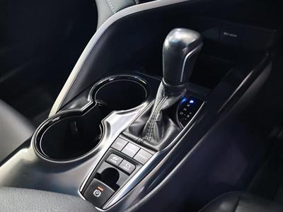 2019 Toyota Camry - Thumbnail