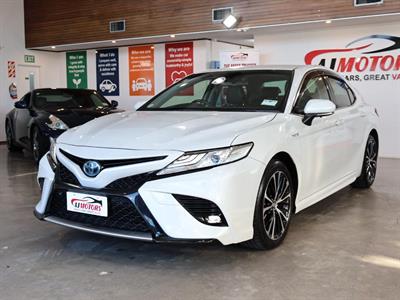 2019 Toyota Camry - Thumbnail
